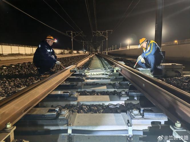 對管內道岔結合部,軌道電路電氣特性,信號電纜及機械室等關鍵設備和